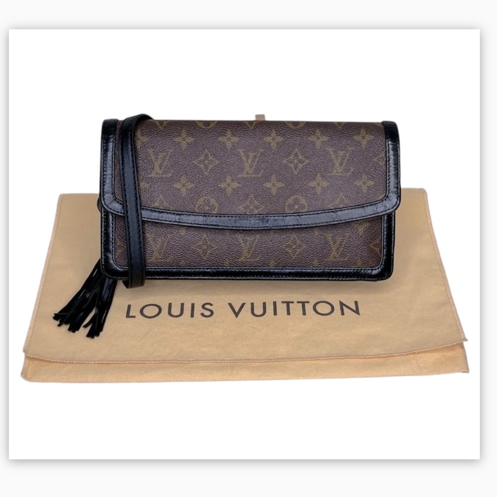 Louis Vuitton Pochette Damme monogram Bag